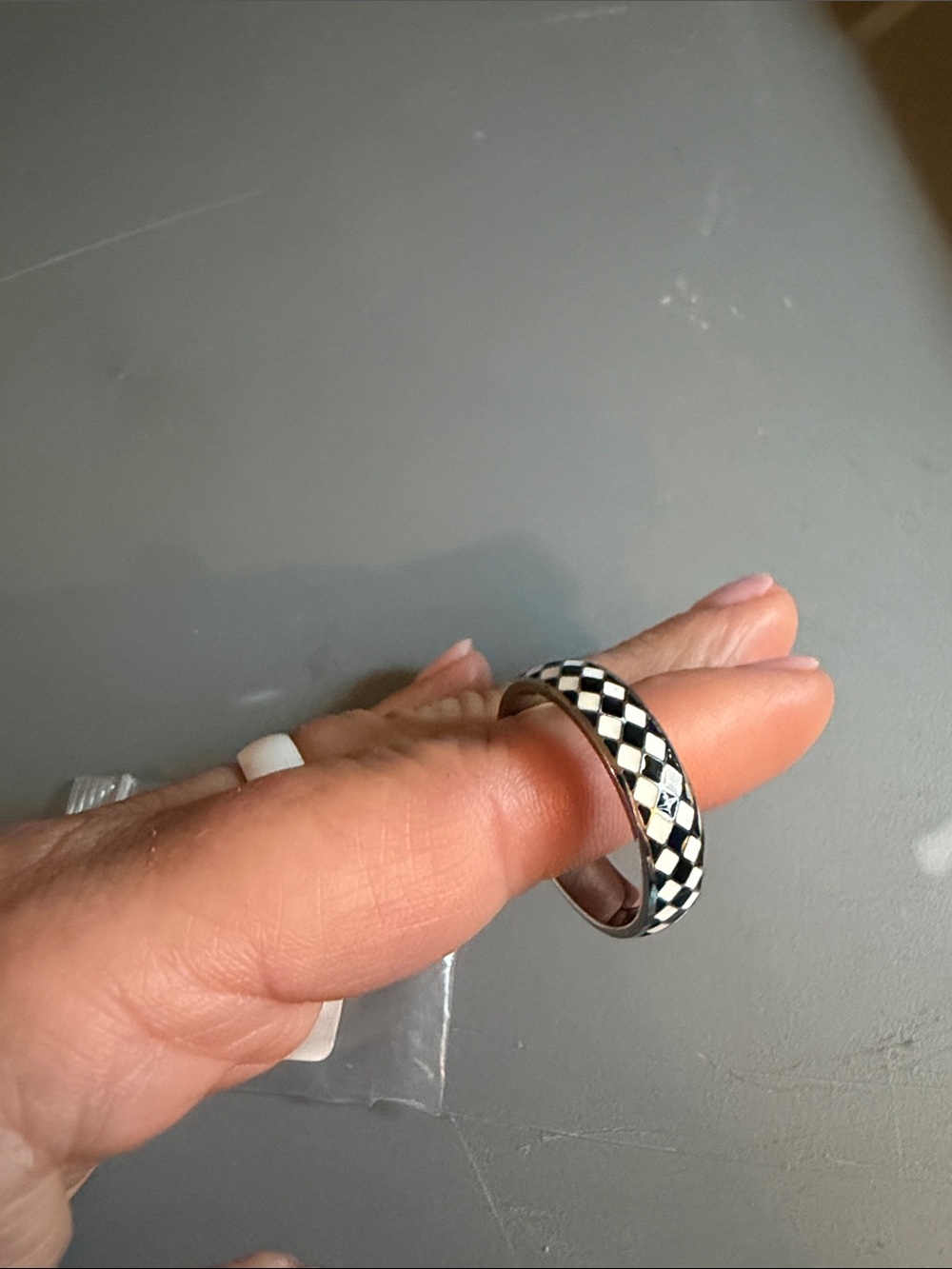 Amazon Black and White Checkered Women's Band Ring